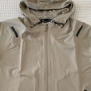 Under Armour Men's Beige Performance Jacket